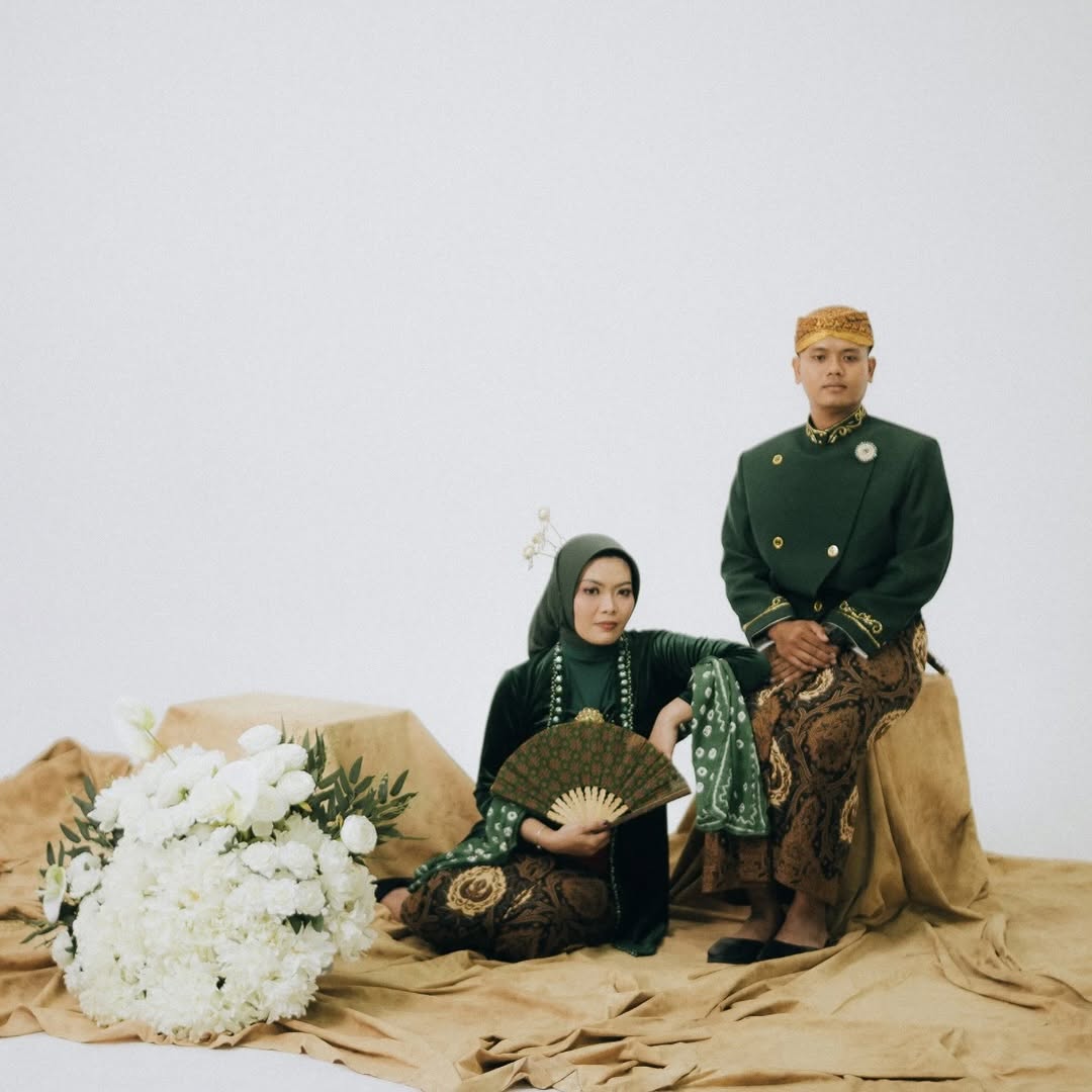 Ilustrasi Abdi Dalem Package